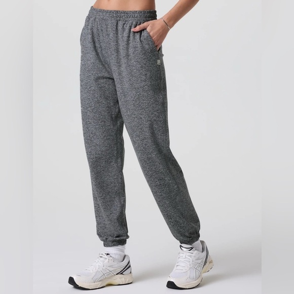 Vuori Pants - Vuori Women’s Boyfriend Sweatpant